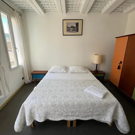 Duplex Avec Terrasse Vue Et Parking *
