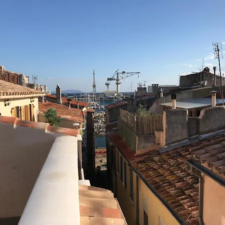 Duplex Avec Terrasse Vue Et Parking Appartement La Ciotat